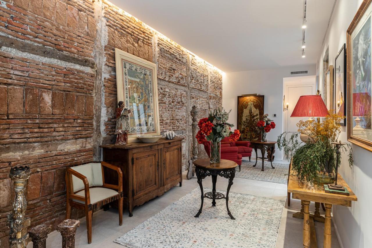 Queens House Chueca Madrid Exterior photo