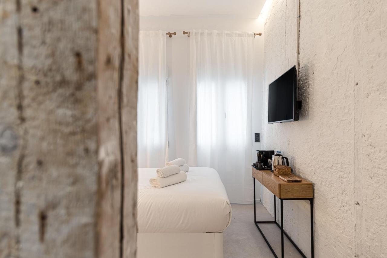 Queens House Chueca Madrid Exterior photo